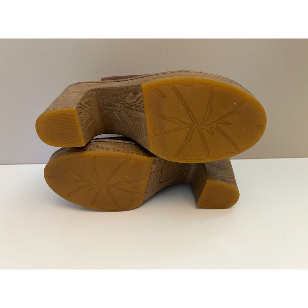 Born Brown Leather Platform Clogs - Picture 8 of 9